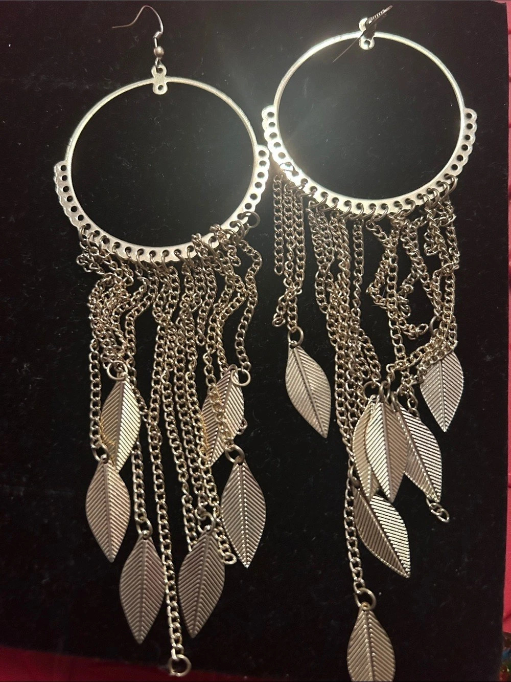 Fringe Leaf Earrings Like New